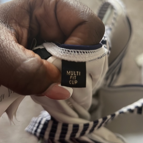 ONE PIECE BLUE AND WHITE SWIM SUIT - Picture 3 of 4